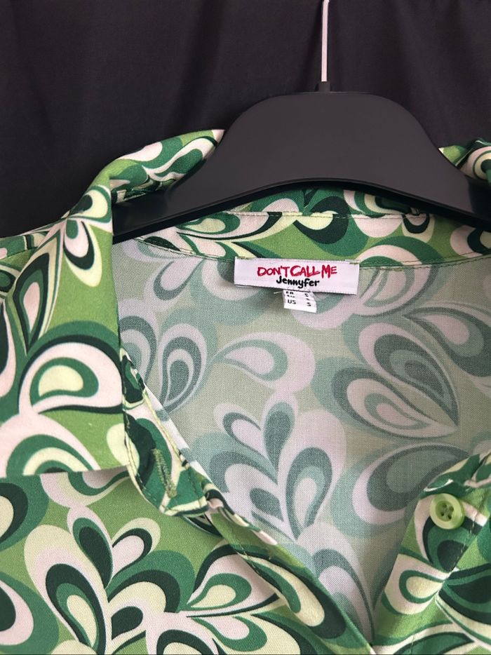 Chemise crop imprimé rétro vert - Jennyfer “Don’t Call Me” - S - photo numéro 2