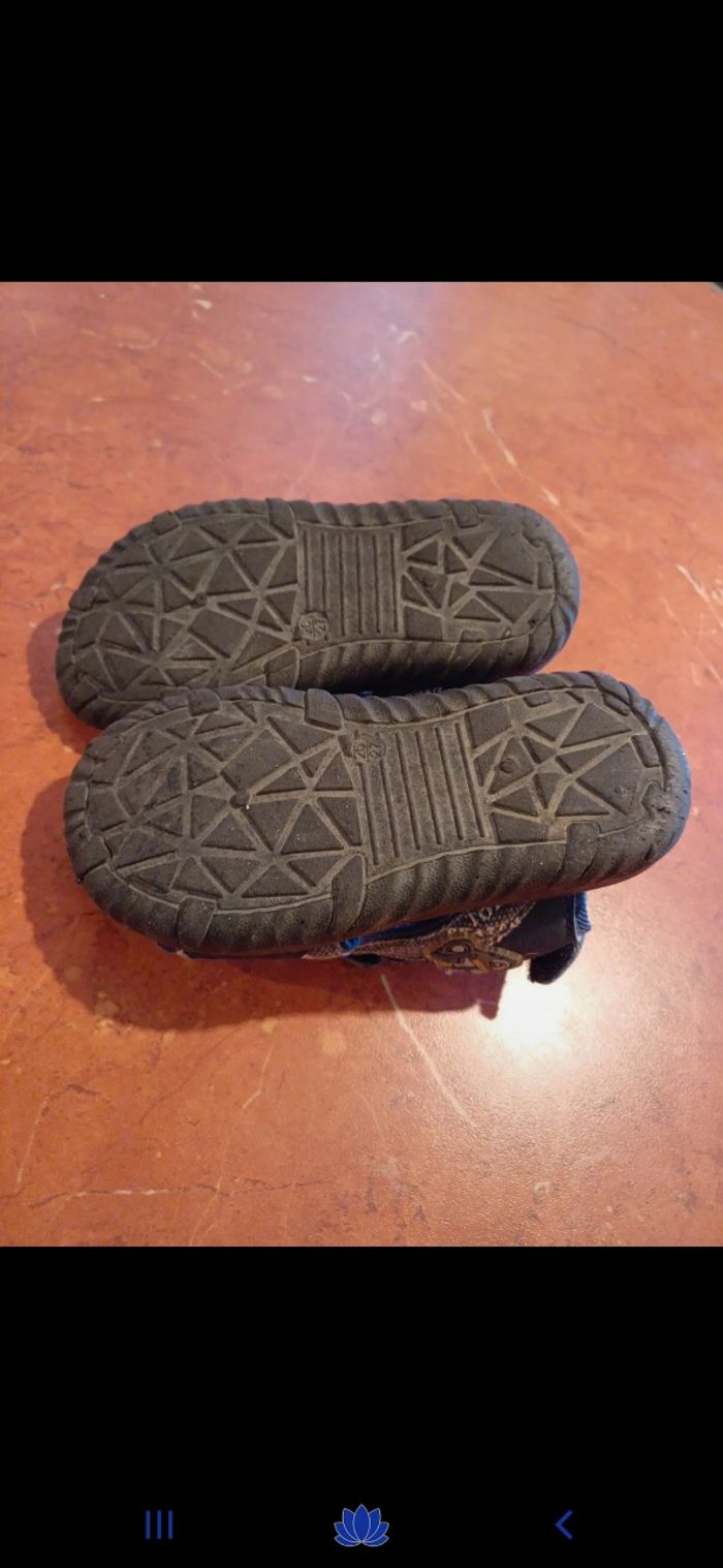 Chaussures garçon taille 26 / 27 - photo numéro 4
