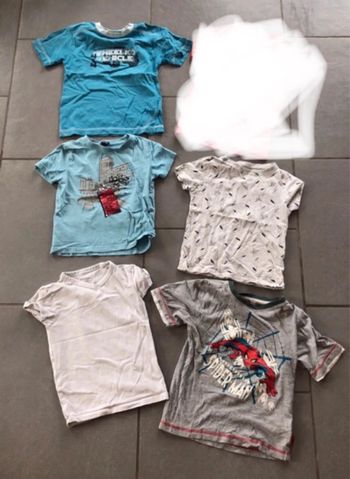 Lot t-shirts