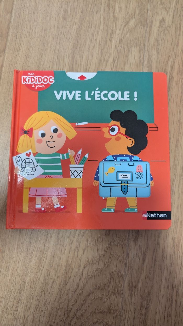 Livre kididoc vive l'école