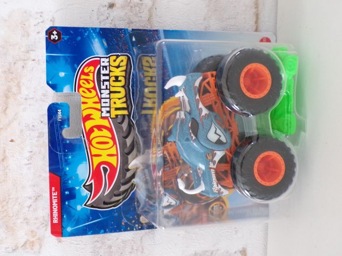 Monster trucks - Hot Wheels - Rhinomite  (J24)