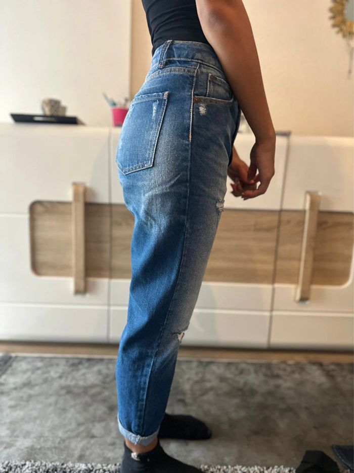 Jeans troué boyfriend - photo numéro 2