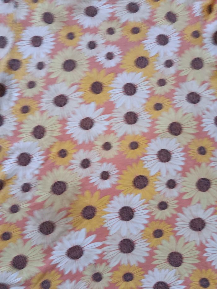 Tee-shirt marque Primark taille 10 11 ans - photo numéro 2