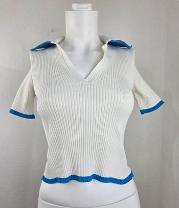 Top maille côtelée blanc col V – détails bleu – Pimkie – T S