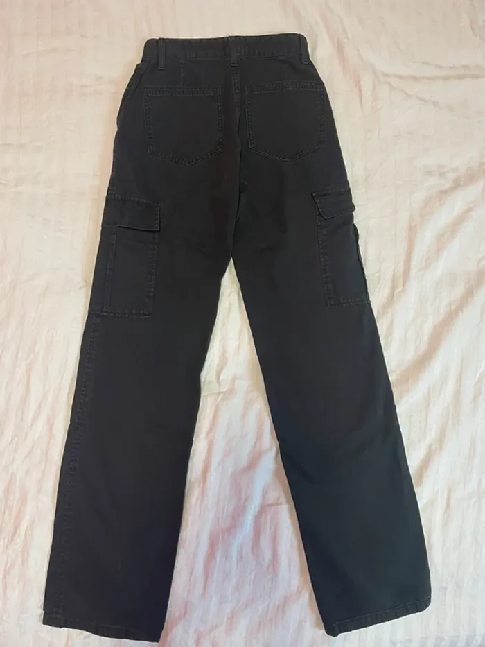Pantalon cargo noir - photo numéro 2