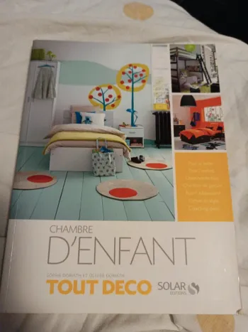 Chambre d'enfant tout déco éditions solar