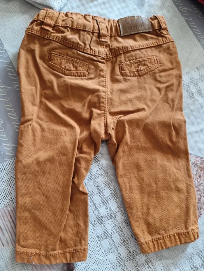 Pantalons 6 mois - photo numéro 3