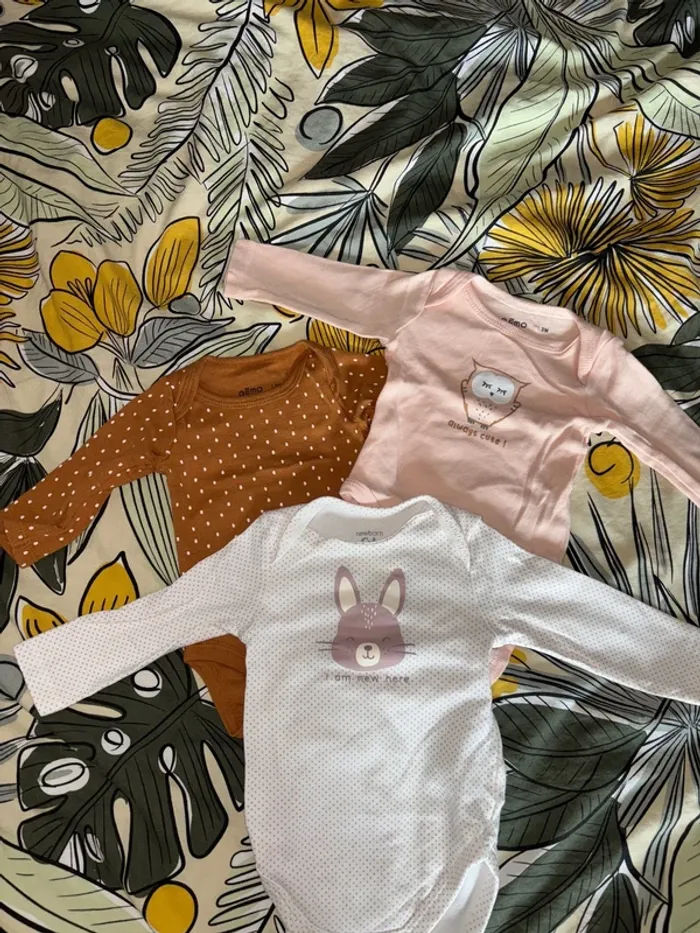 3 bodys fille