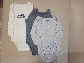Lot de 3 bodies Kiabi 9 mois
