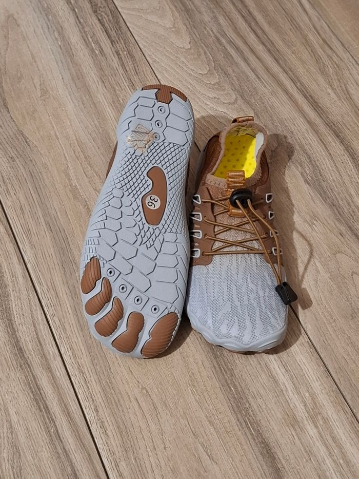 Basket enfant Mixte sport finesse aquatique marron gris - photo numéro 2