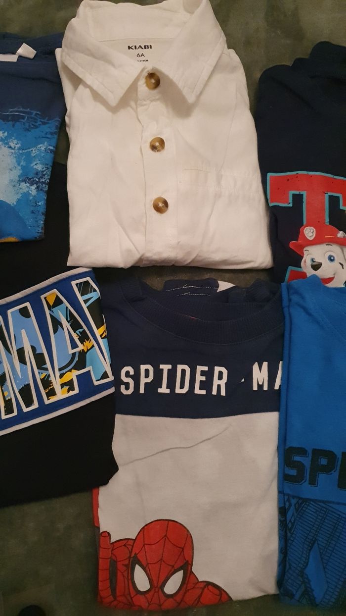 Lot t-shirts 6 ans - photo numéro 3