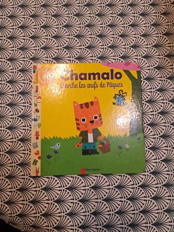 Chamalo cherche les œufs de paques