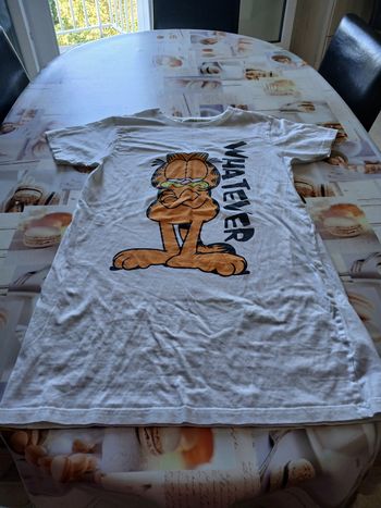 Tee-shirt "Garfield" 2XS.