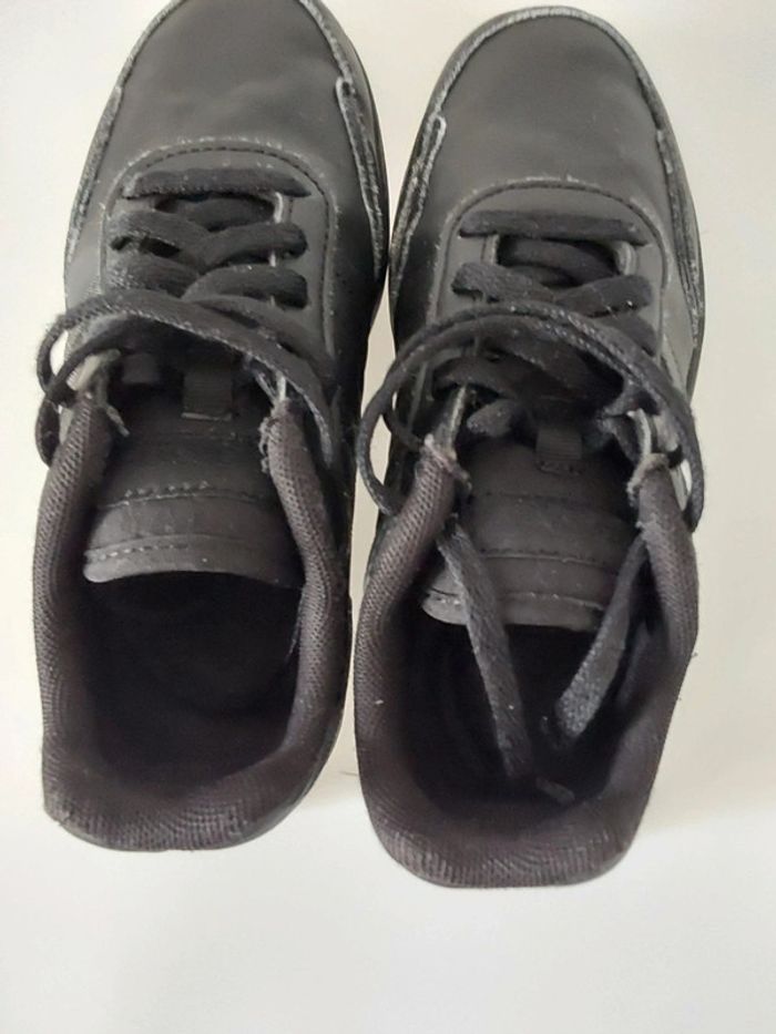 Basket Adidas garçon pointure 31 - photo numéro 7