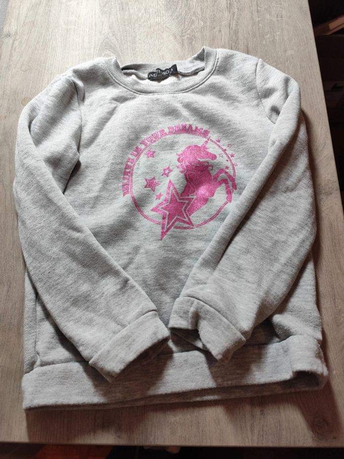 Pull licorne