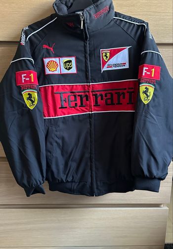Veste Ferrari