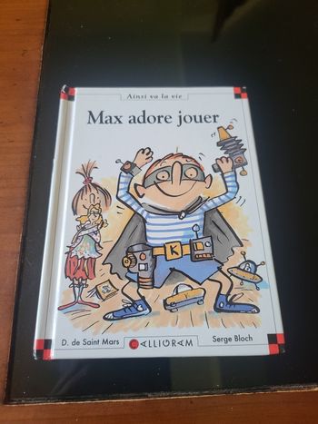 Livre 📖 Max adore jouer