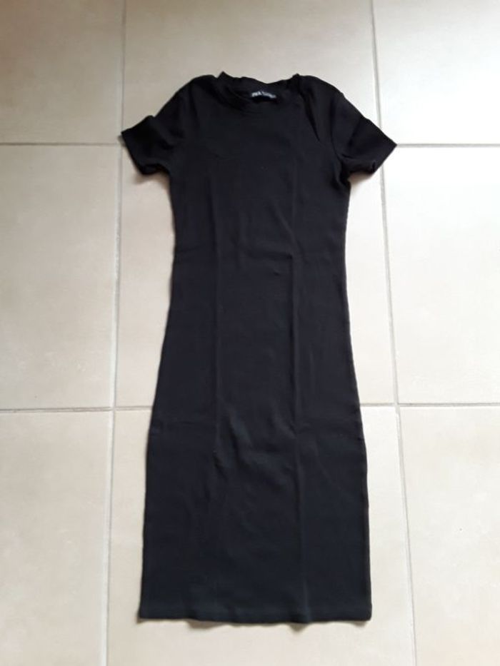Robe été noire en S ZARA TBE