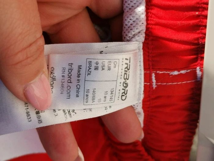 Short rouge tribord 10 ans - photo numéro 6