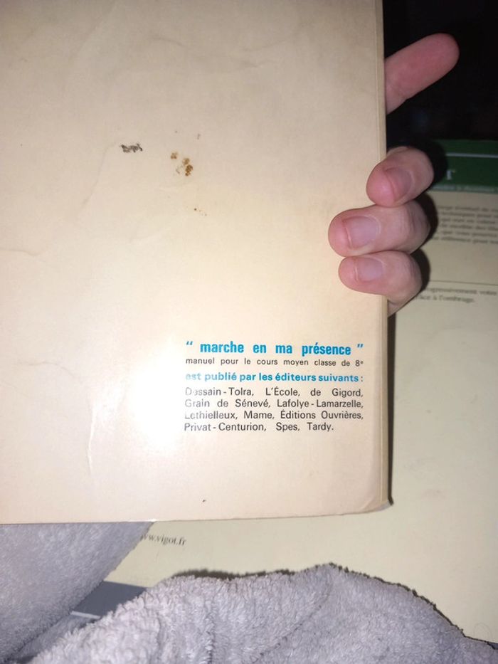 Livre dieu - photo numéro 2
