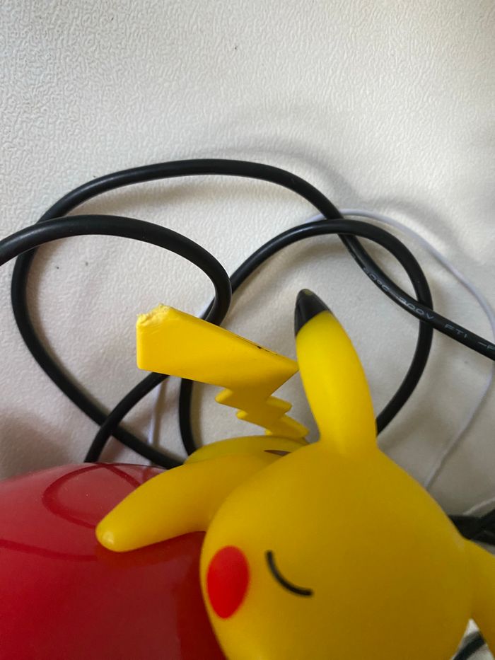 Radio réveil pikachu .