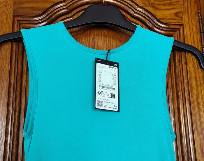 robe sans manche - T 146 - NEUVE - photo numéro 2