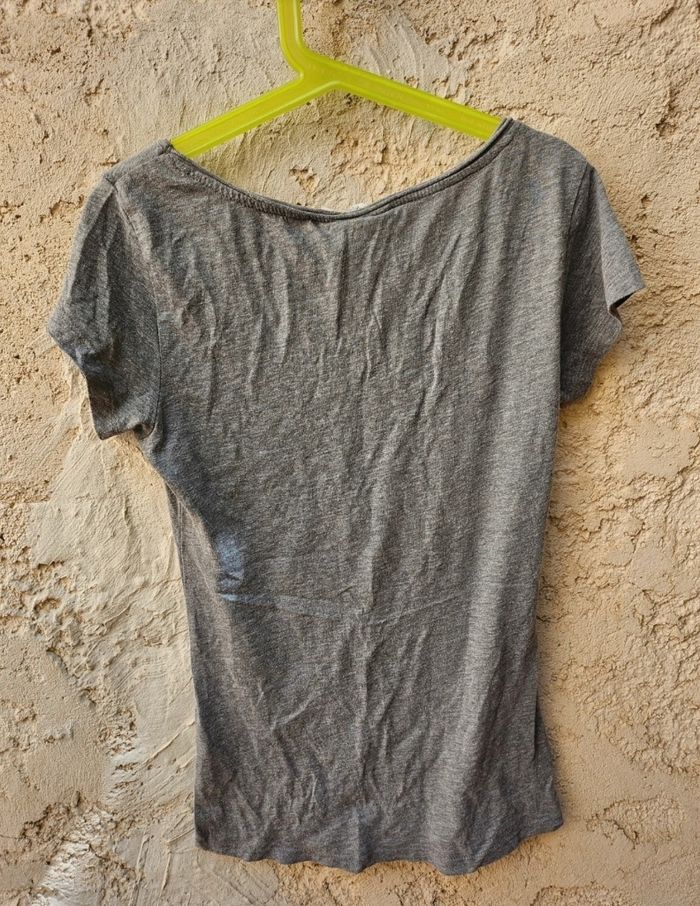 T-shirt gris moulant manche courte - photo numéro 5