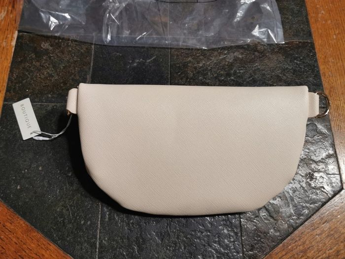 Sac banane beige en cuir synthétique neuve - photo numéro 9