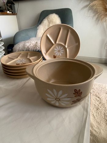 Service à fondue vintage Saint- Amand - modèle Automne - 6 assiettes + soupière - état excellent