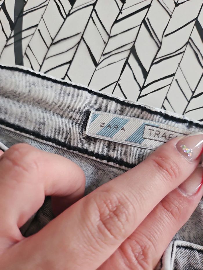 Pantalon marque Zara - photo numéro 5