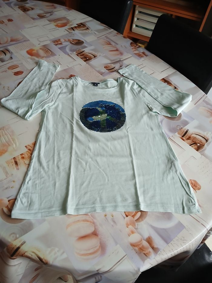 Tee-shirt ML "Kiabi" 12 ans.