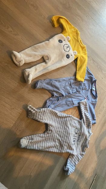 Lot pyjama 6 mois