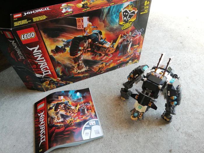 Lego rhinoceros animal de combat