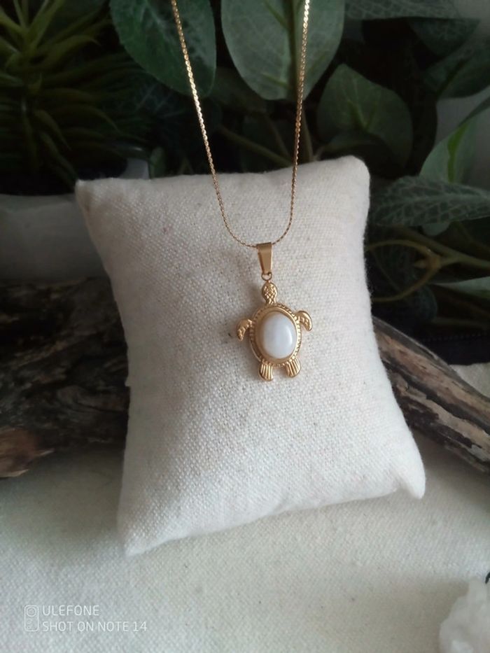 Collier tortue et pierre de lune