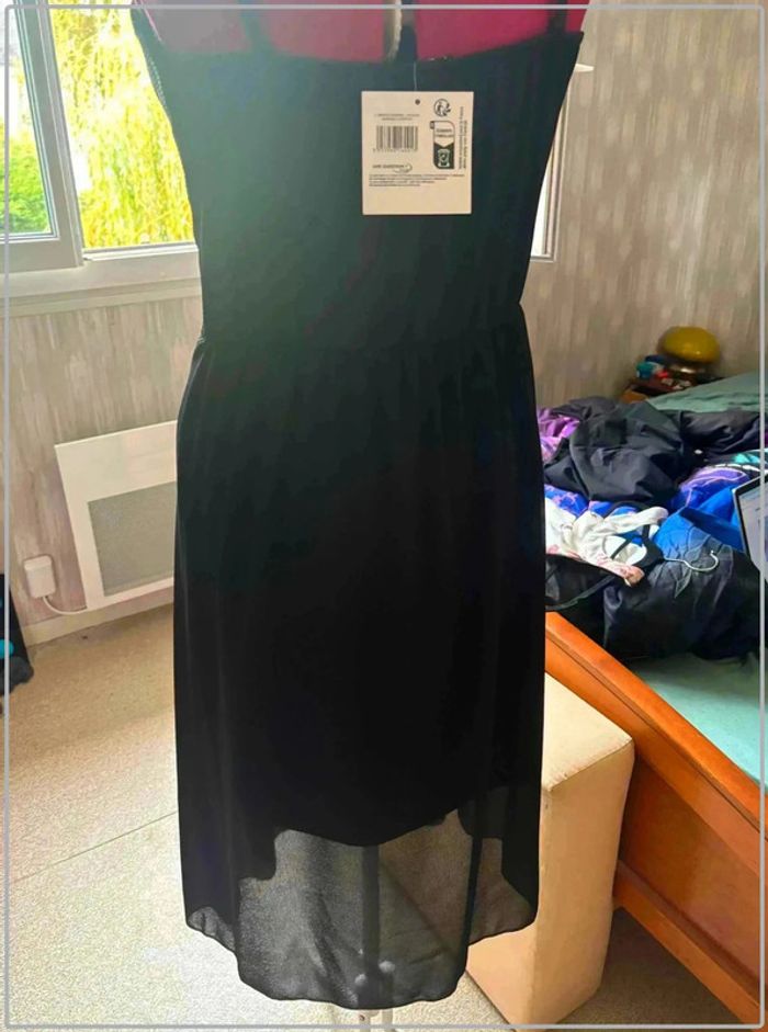 Robe neuve taille 44 - photo numéro 4