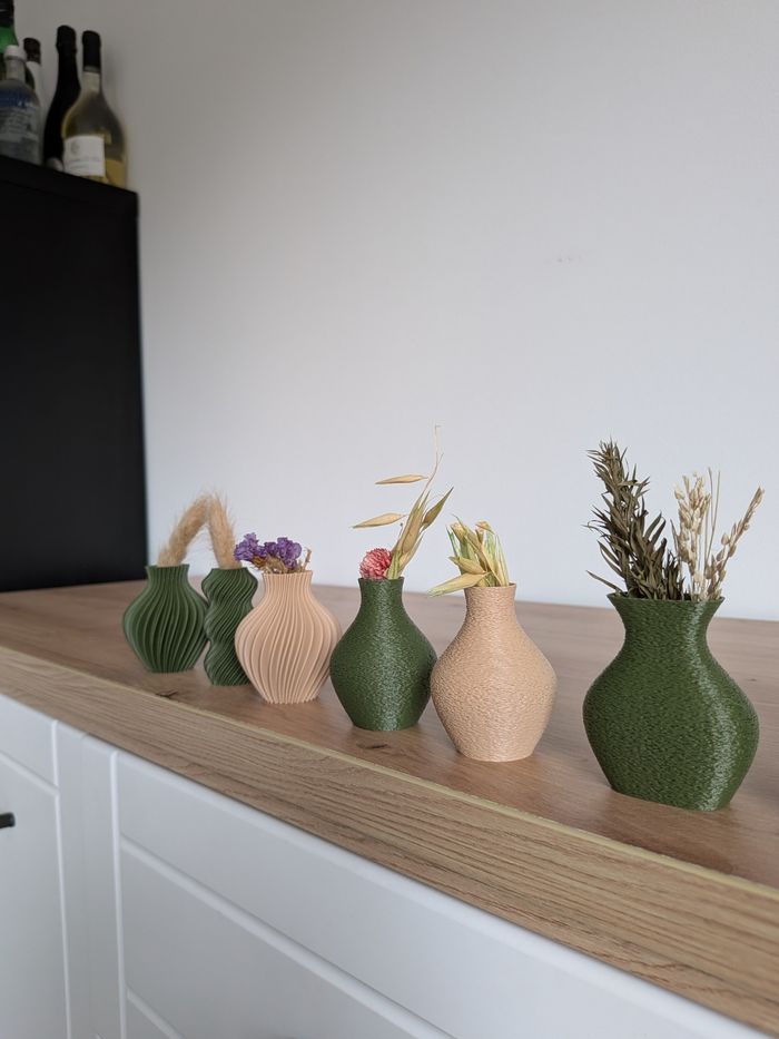 Lot de 10 mini vases design (6cm de hauteur) - photo numéro 5