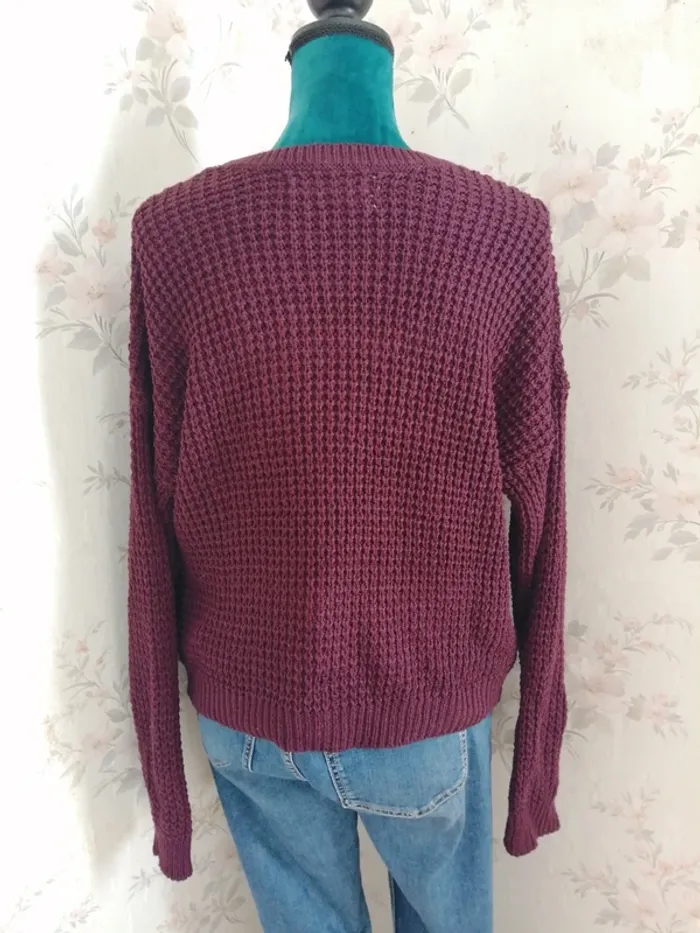Pull bordeaux en maille avec message et tête de chat brodé / fb sister / (M) - photo numéro 6