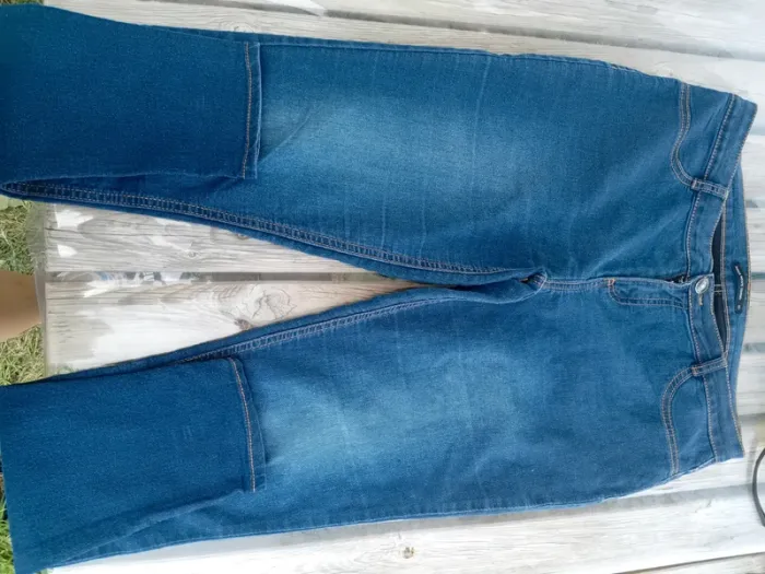 Lot de 2 jeans femme Taille 40 tbe - photo numéro 4