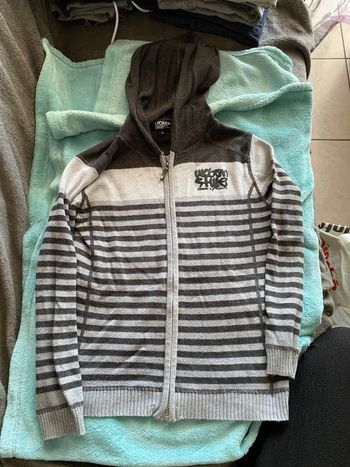 Gilet gris
