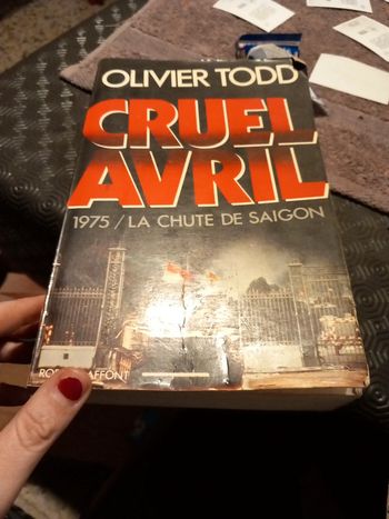 Livre crimes de guerre