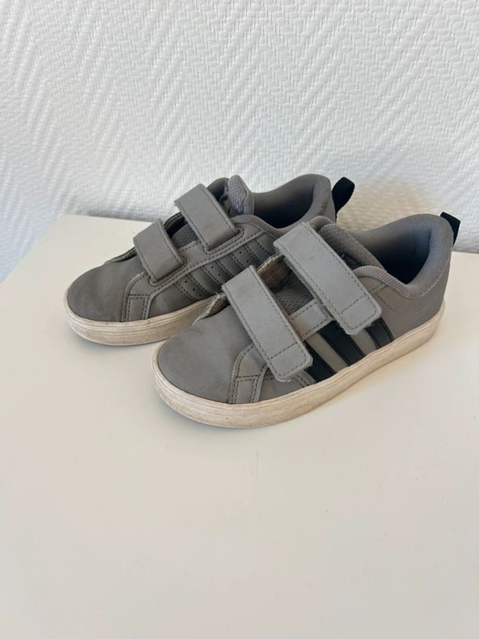 Basket adidas 30