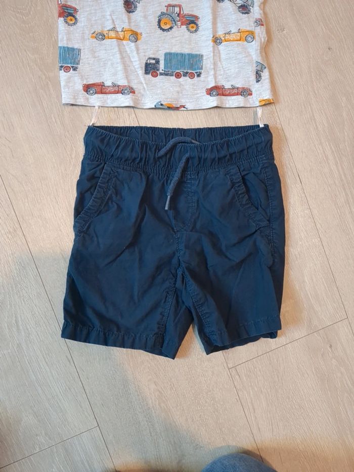 Ensemble t-shirt et short 3 ans - photo numéro 2
