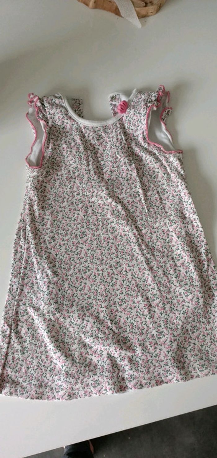 Robe petit bateau 24 mois body cousu à l'intérieur motif fleurs