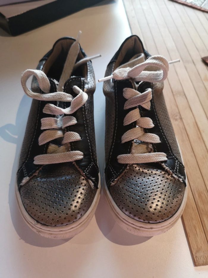 Chaussure lacet fille T32