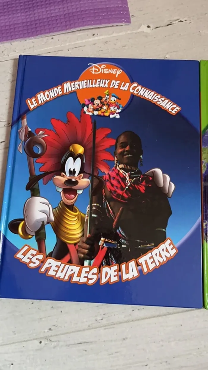 Lot de livres Disney Le monde merveilleux de la connaissance - photo numéro 2
