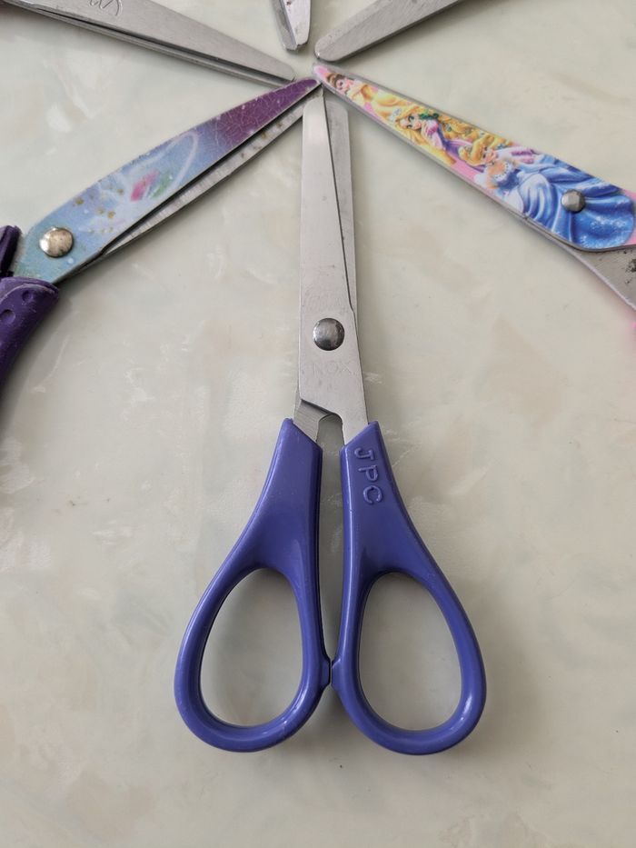 Lot de 6 paires de ciseaux roses et violettes. - photo numéro 5