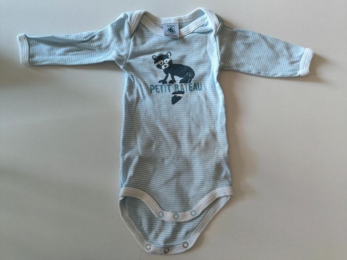 Lot 3 bodies bleu petit bateau 3mois - photo numéro 11