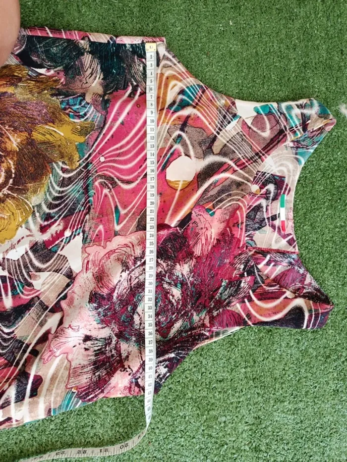 Débardeur dos ouvert made in Italia a motif colorées taille M - photo numéro 5