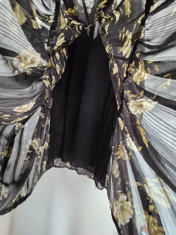 Robe fluide fleurie noire et or Senes M / L - photo numéro 5