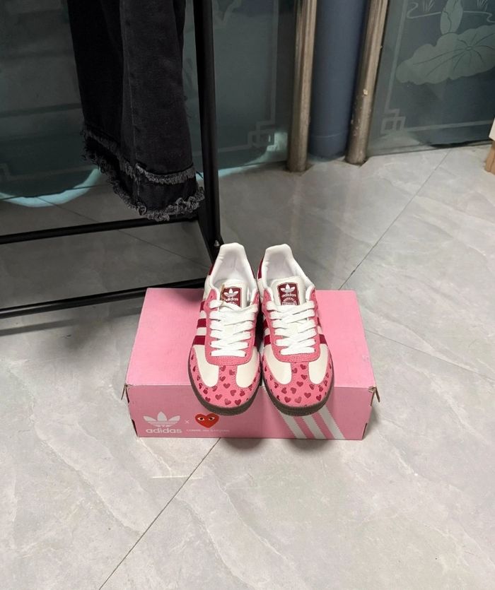 Nouveau Adidas Samba x Comme De Garcon - Taille 39 - photo numéro 4